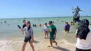 Hasta el momento se desconoce en qué consiste la clausura, ya que la escultura sigue estando en el mismo lugar