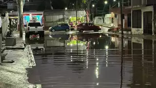La tarde-noche de este viernes, las lluvias provocaron encharcamientos e inundaciones en Campeche