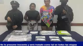 Les retiraron 34 bolsas transparentes