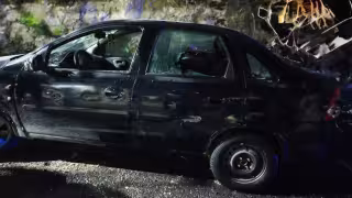 Chevrolet Corsa y Ford Ka dañados por rencillas personales