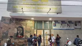 Detienen a menor de edad por manejar presunto auto robado