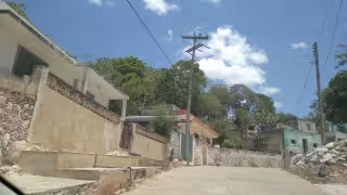 Diez apagones en enero y otro más en febrero: vecinos de Hopelchén alzan la voz contra CFE