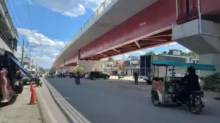 Hombre evade asalto con cuchillo en el centro de Campeche