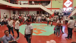 Maestros han tomado la sede del SNTE en Mérida