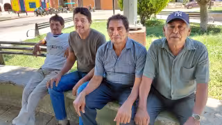Flores y regalos se agotan temprano en la cabecera chenera