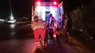 Abuelito es atropellado por un motociclista en la carretera de Escárcega, Campeche  