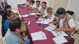 320 derechohabientes recibieron su tarjeta
