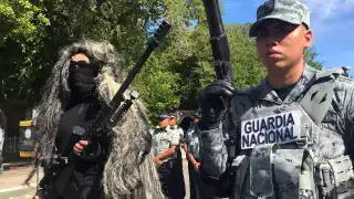 Gobernador de Yucatán encabeza desfile cívico-militar en conmemoración al 215 aniversario de la Independencia de México