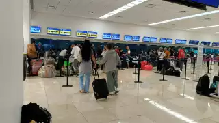 Aeropuerto de Mérida 10 de enero: Reporte de vuelos,  horarios, salidas y retrasos hoy viernes