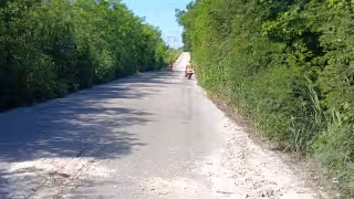 Habitantes de la zona rural de Candelaria denunciaron el deterioro de la carretera entre Miguel Alemán y Pejelagarto.