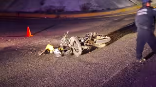 Motociclista de Pomuch herido tras choque en kilómetro 61×100