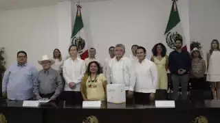 El Congreso de Yucatán recibe el Sexto Informe de Gobierno