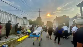 Motociclista se debate entre la vida y la muerte