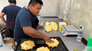 La demanda del pan de muerto ha aumentado en las panaderías de Hopelchén en los últimos dos días