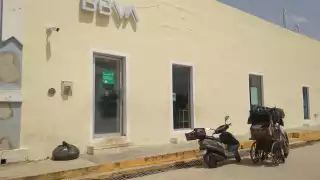 Diego Armando Yerves González alertó sobre el robo de la tarjeta de débito de su madre en un BBVA Bancomer en Hopelchén.