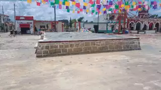 Molestia ciudadana en Sihochac tras desaparecer espacio verde en la plaza