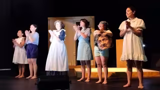 Xhail Espadas presenta “Mi Casa”, teatro sobre política y mujeres