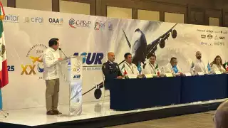 El Gobernador encabezó la inauguración del Seminario