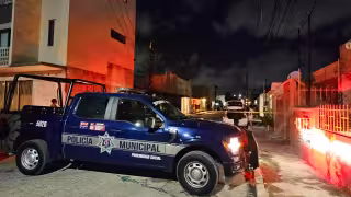Elementos policiacos acordonaron y resguardaron la zona.