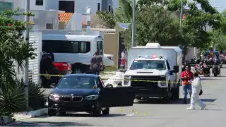 Ayer fue ejecutado a balazos un contador cuando llegaba a su despacho, ubicado en la Supermanzana 316,