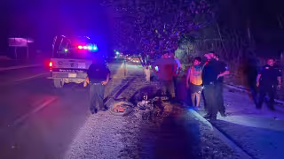 Tras dejarlo con heridas graves, conductor se da a la fuga en Campeche