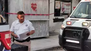 Hallan cuerpo de un hombre a 'punto de reventar' dentro de su casa en Ciudad del Carmen