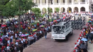 Un gran número de asistentes se registró en el Desfile Cívico-Militar en Mérida