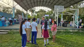 Los alumnos no tendrán clases el jueves 15, pero el viernes 16 retoman sus actividades.