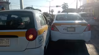 Ciudadanos piden intervención de las autoridades por conducta de taxista en Chetumal