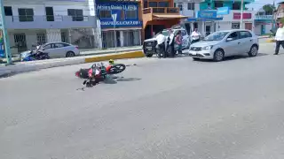 Violación de alto obligatorio provoca choque en Campeche