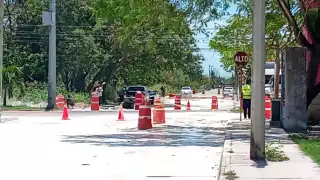 Ciudadanos reprueban cierre de vialidad por obras municipales en Chetumal