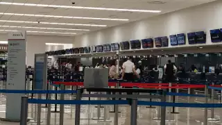 Hay afluencia regular de pasajeros en el aeropuerto de Mérida