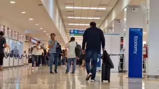Siete de los diecinueve vuelos programados hasta las 13:56 horas aterrizaron en Mérida esta mañana, todos adelantados entre cinco y veintiocho minutos
