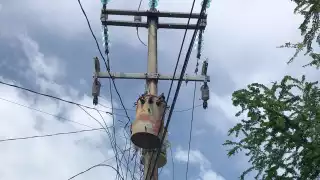 Piden atender transformadores en mal estado: temen más apagones en la colonia Veracruz