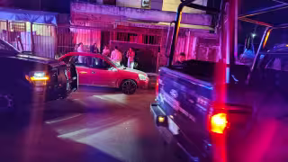 Elementos de la Policía Municipal acudieron al sitio de los hechos para recabar información