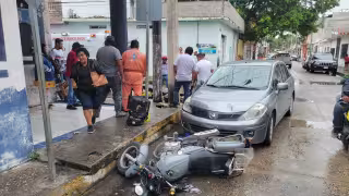 Dos mujeres lesionadas en choque.