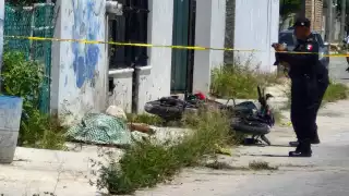 Trágico lunes en Chicxulub puerto:   Motociclista pierde la vida tras impactarse contra muro 