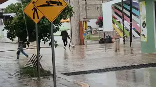 El huracán Erick dejó lluvia constante en Escárcega desde la noche hasta la mañana del jueves.