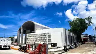 “Nos dejaron sin trabajo”: artesanos  de Carmen siguen sin fecha para instalarse en el nuevo Centro Artesanal