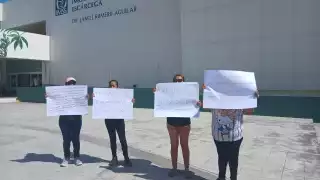Trabajadoras acusan despidos injustificados y denuncian acoso laboral