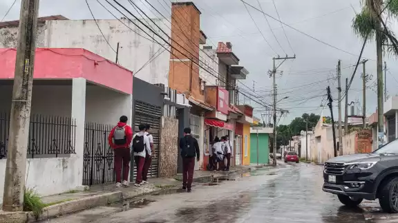 Alumnos tuvieron que regresar a sus domicilios
