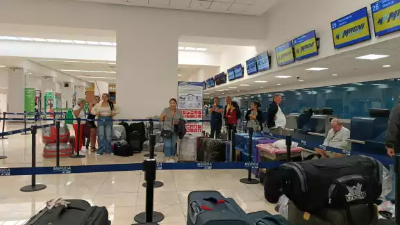 Hay buena afluencia de pasajeros en el aeropuerto de Mérida Hay buena afluencia de pasajeros en el aeropuerto de Mérida