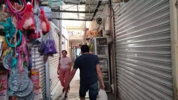 Muchos locales no abrieron por el apagón, lo que ocasionó pérdidas. Muchos locales no abrieron por el apagón, lo que ocasionó pérdidas.