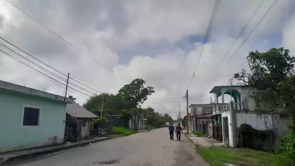 Francisco robó una desbrozadora de una casa en la colonia Revolución. Francisco robó una desbrozadora de una casa en la colonia Revolución.
