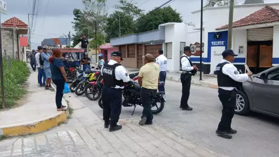 Operativo policial refuerza seguridad vial Operativo policial refuerza seguridad vial