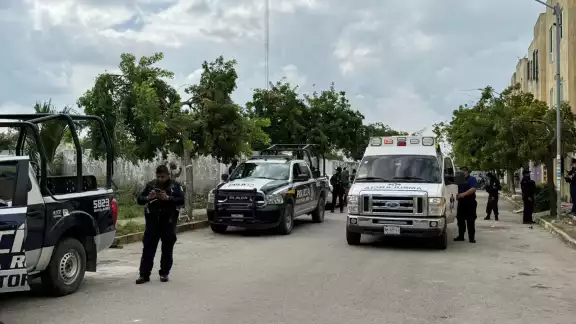 El hecho movilizó a las autoridades policiales y paramédicos.
