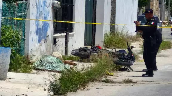 Al no contar con casco, el cráneo del ahora fallecido terminó partiéndose por completo Al no contar con casco, el cráneo del ahora fallecido terminó partiéndose por completo