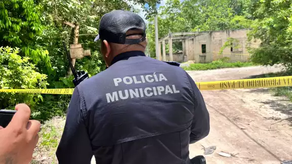 Al lugar llegaron elementos de la Policía Municipal para acordonar el área