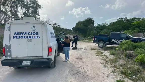 Servicios periciales se dieron al lugar para investigar los hechos Servicios periciales se dieron al lugar para investigar los hechos