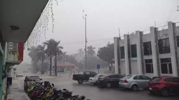 Inundaciones por fuertes lluvias en Felipe Carrillo Puerto Inundaciones por fuertes lluvias en Felipe Carrillo Puerto